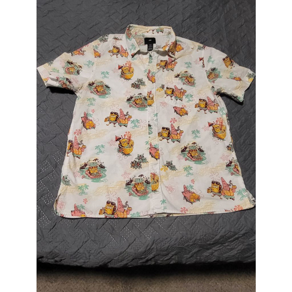 H&M Other - SpongeBob SquarePants Men's Short Sleeve Button Up - Medium